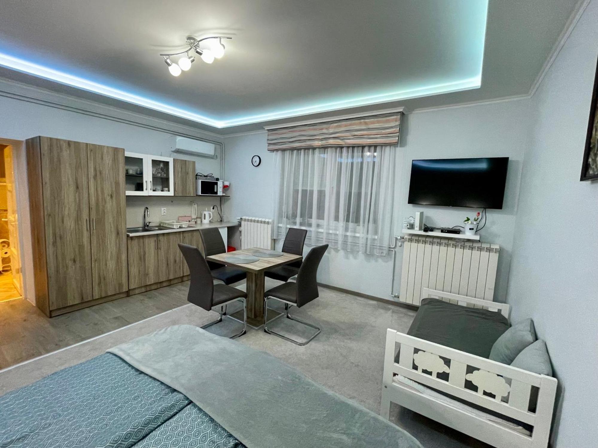 Belien Apartman Makó Esterno foto