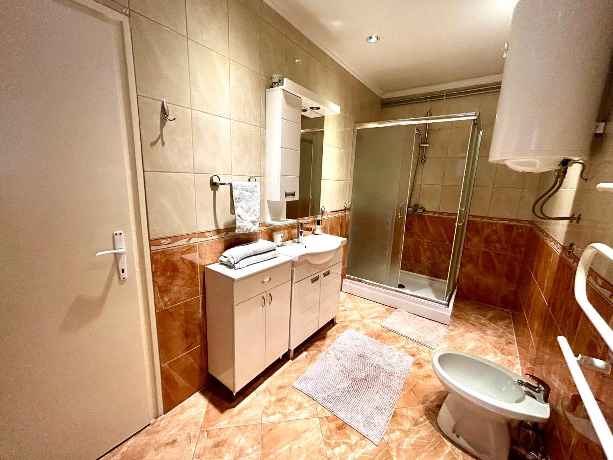 Belien Apartman Makó Esterno foto